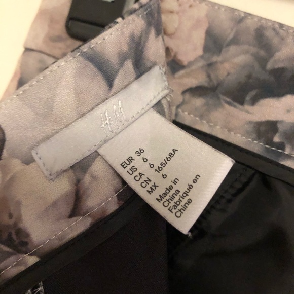 Floral H&M Pencil Skirt - Picture 4 of 4